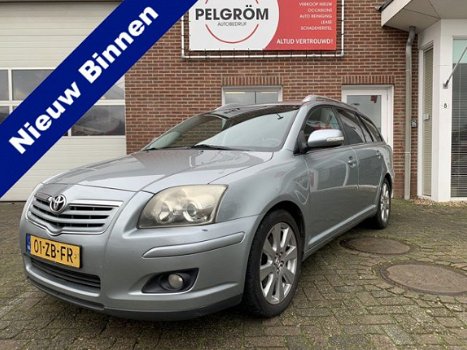 Toyota Avensis Wagon - 2.0 D-4D Luna Business Navi ECC trekhaak - 1