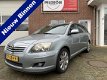 Toyota Avensis Wagon - 2.0 D-4D Luna Business Navi ECC trekhaak - 1 - Thumbnail