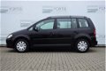 Volkswagen Touran - 1.4 TSI Optive Geen import/ Airco/ Cruise-ctr/ Trekhaak - 1 - Thumbnail