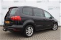 Seat Alhambra - 2.0 TDI Style Geen import/ Navi/ Xenon/ ECC/ PDC/ Trekhaak/ Camera - 1 - Thumbnail