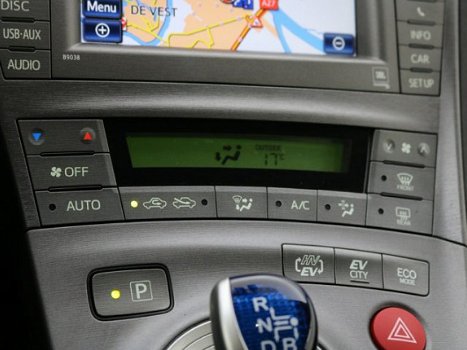 Toyota Prius - 1.8 Plug-in Executive Business - 1