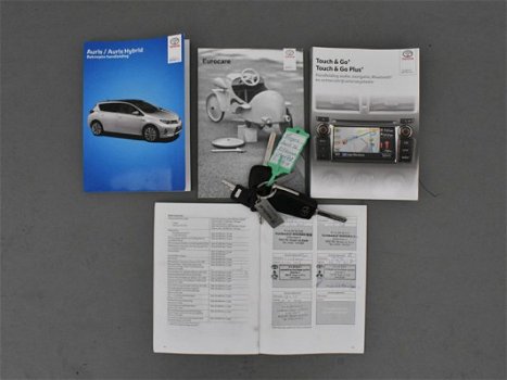 Toyota Auris - 1.6 Aspiration 1e eigenaar | Trekhaak | Navigatie | LM velgen - 1