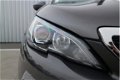 Peugeot 308 - 1.2 110 PK Blue Lease Executive | Panoramadak | Climate Control | - 1 - Thumbnail