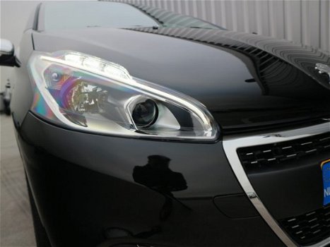 Peugeot 208 - 1.2 82 PK Allure | Climate Control | Apple Carplay | Navigatie | - 1