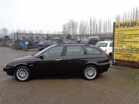 Alfa Romeo 156 Sportwagon - 1.8-16V T.Spark Lusso - 1