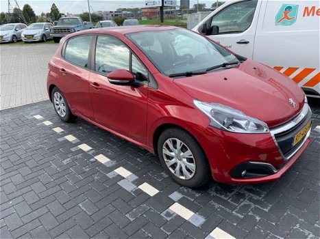 Peugeot 208 - 1.2 PureTech Blue Lion 5 deurs | navigatie | airco | | NEFKENS DEAL | - 1