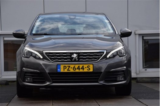 Peugeot 308 - 1.2 PureTech 130pk S&S Allure | Keyless | Lichtmetaal | LED - 1