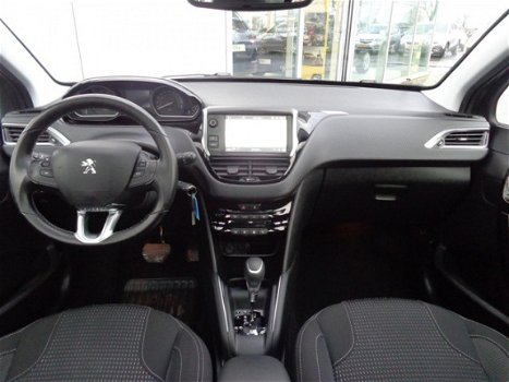 Peugeot 208 - 1.2 110 PK 5 DEURS AUTOMAAT ALLURE | ECC | NAV | RADIO BLUETOOTH | PANORAMADAK | - 1