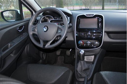 Renault Clio - 1.5 dCi 5-deurs Navigatie, airco - 1