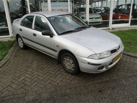 Mitsubishi Carisma - 1.6 GL Royal Class Zo mee Handel of Export Airco - 1