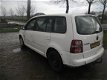 Volkswagen Touran - 2.0 TDI Comfortline Business CLIMA, 6BAK, 4XELECRAMEN - 1 - Thumbnail