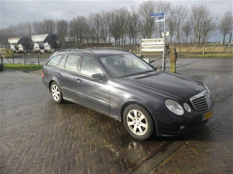 Mercedes-Benz E-klasse Estate - 220 CDI Classic 6BAK, CLIMA, NAVI, VELGEN - 1