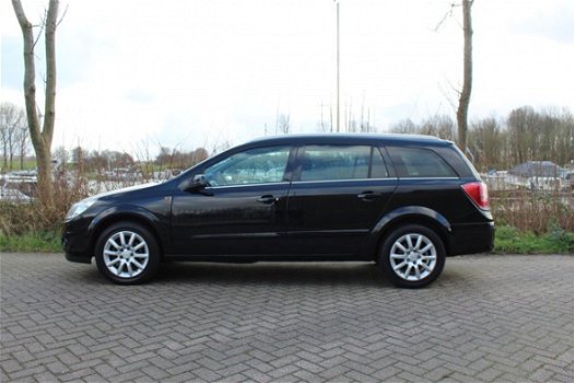 Opel Astra Wagon - 1.8 Temptation - 1