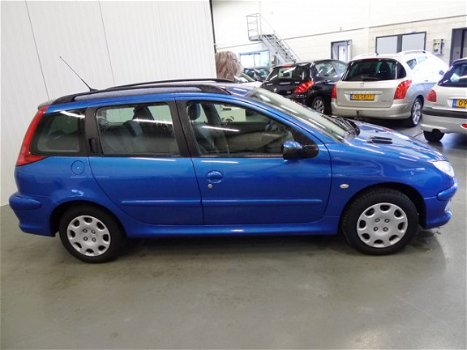 Peugeot 206 - 1.4 SW X-LINE(Dealer onderhouden) - 1