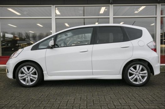 Honda Jazz - 1.4 100 pk/ 26 dkm/1e eigenaar/ airco/ sport uitvoering. dec 2010 - 1