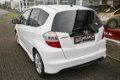 Honda Jazz - 1.4 100 pk/ 26 dkm/1e eigenaar/ airco/ sport uitvoering. dec 2010 - 1 - Thumbnail