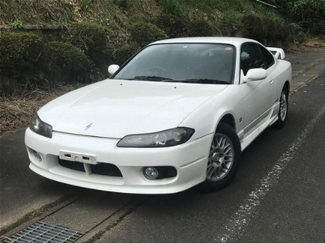 Nissan Silvia - S15 Spec S on it's way to holland, report avaliable 25% deposit to reserve the car - 1