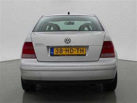 Volkswagen Bora - 1.6 16V + AIRCO / CRUISE CONTROL - 1