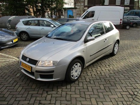 Fiat Stilo - 1.6-16V Active 1 jaar apk - 1