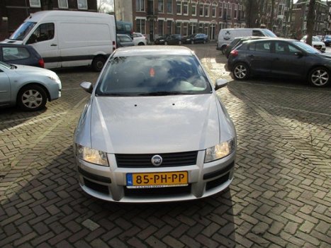 Fiat Stilo - 1.6-16V Active 1 jaar apk - 1