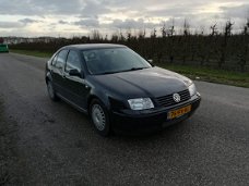 Volkswagen Bora - 2.0 Highline Koopje