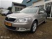 Skoda Octavia Combi - 1.8 TSI Elegance - 1 - Thumbnail