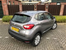 Renault Captur - 1.2 TCe Expression AUTOMAAT HOGE INSTAP PDC NAV