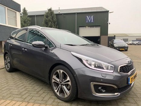 Kia cee'd Sportswagon - 1.6 GDI DynamicLine Automaat|Pano|Navi|Leder|Stoelverw.|RIJKLAARPRIJS incl 6 - 1