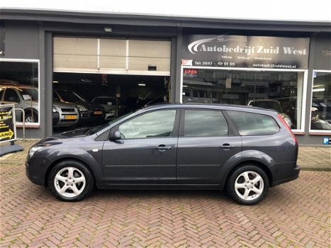 Ford Focus Wagon - 1.6-16V Trend Airco Cruise Lmv Aux/Usb Nap - 1