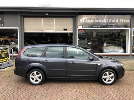 Ford Focus Wagon - 1.6-16V Trend Airco Cruise Lmv Aux/Usb Nap - 1