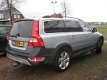 Volvo XC70 - 2.4 D5 185 Pk Awd LEDER NAV. XENON TREKH - 1 - Thumbnail