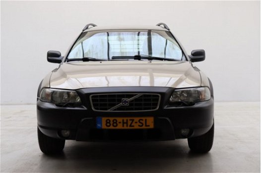 Volvo V70 Cross Country - 2.4 T Geartronic Ocean Race Navigatie, Leder, Automaat, AWD, YOUNGTIMER - 1