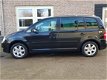 Volkswagen Touran - 2.0-16V FSI Highline 7 Pers. Airco - 1 - Thumbnail