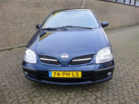 Nissan Almera Tino - 1.8 Ambience Climate control / Camera / Haak - 1