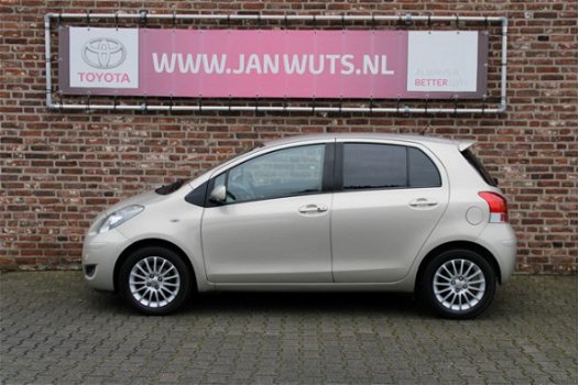 Toyota Yaris - 1.3 VVT-i Dynamic + afn. trekhaak - 1