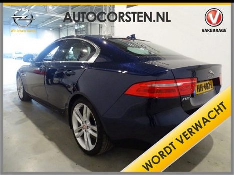 Jaguar XE - 2.0 D 180pk Aut. Leer Bi-Xenon Navi Camera 19