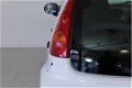 Peugeot 107 - 1.0-12V XR | AIRCO | RADIO CD | DEALER ONDERHOUD | ETC - 1 - Thumbnail