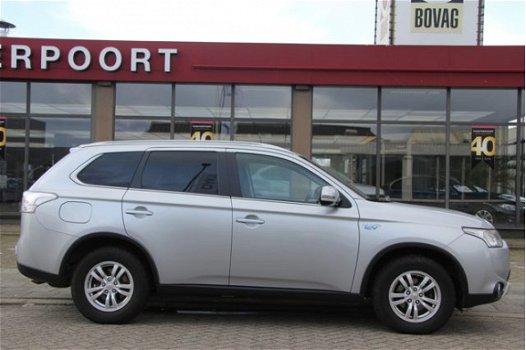 Mitsubishi Outlander - 2.0 PHEV 4WD Business Edition X-Line Incl. BTW - 1