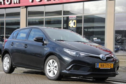 Toyota Auris - 1.8 Hybrid Dynamic 5drs Navigatie - 1