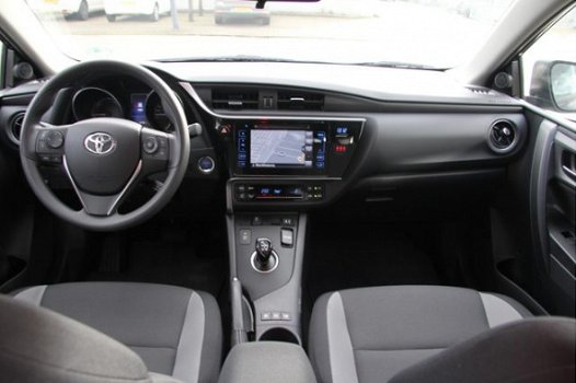 Toyota Auris - 1.8 Hybrid Dynamic 5drs Navigatie - 1