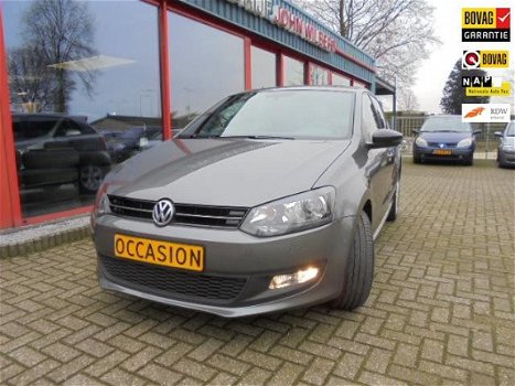 Volkswagen Polo - 1.4-16V FSI Trendline - 1