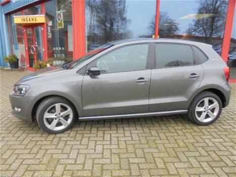 Volkswagen Polo - 1.4-16V FSI Trendline - 1