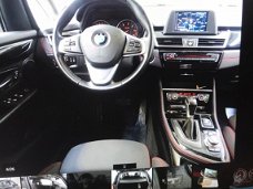 BMW 2-serie Active Tourer - 218d Sport Executive CRUISE - ECC - NAVI - LMV