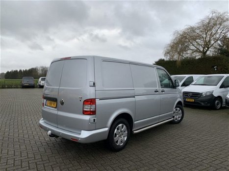 Volkswagen Transporter - 1.9 TDI 102 PK / 152.424 KM / L1H1 / TREKHAAK / AIRCO / CRUISE / BIJRIJDERS - 1