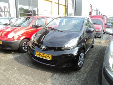 Toyota Aygo - 1.0 12V VVT-I 5DRS Now - 1