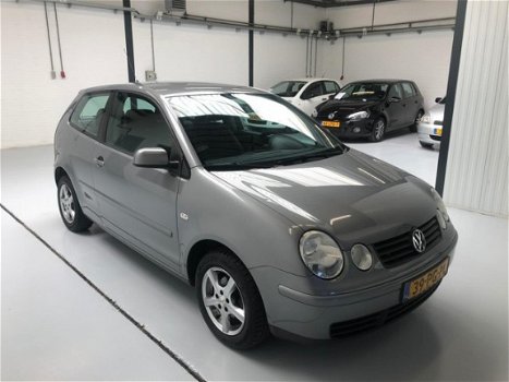 Volkswagen Polo - 1.4-16V Athene Airco/NweApk/Cruise/Nap - 1