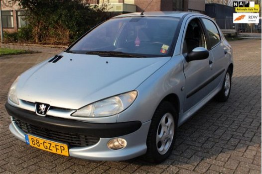 Peugeot 206 - 1.6-16V Gentry Airco - 1