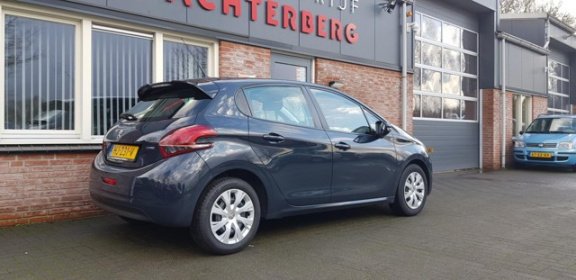 Peugeot 208 - 1.2 PureTech Blue Lease Navigatie Airco Cruise Control - 1