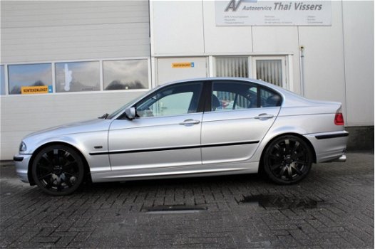 BMW 3-serie - 320i Executive 6-cil 150PK NL-auto NW APK - 1