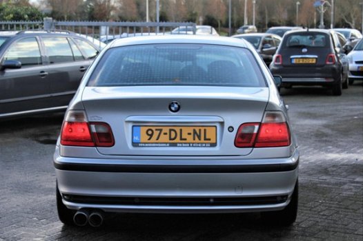 BMW 3-serie - 320i Executive 6-cil 150PK NL-auto NW APK - 1